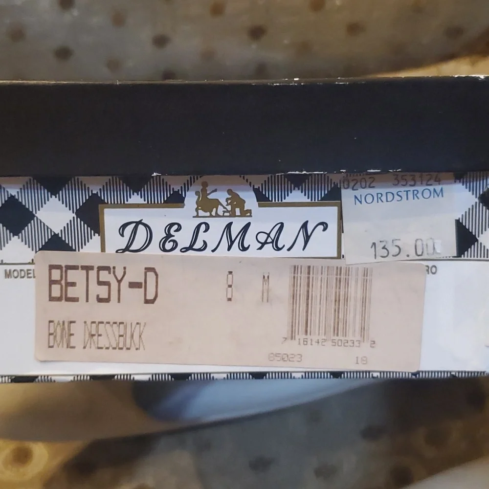 Delman bone heels - Picture 5 of 8